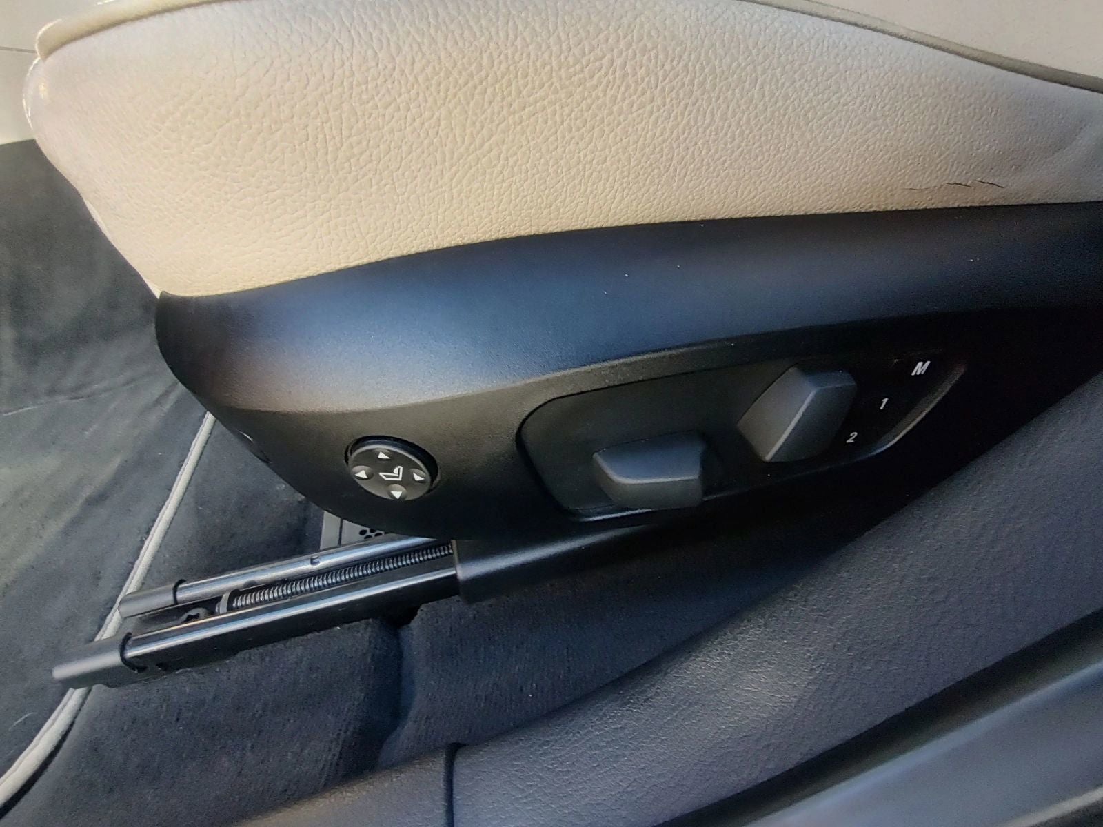 2013 BMW X1 xDrive28i