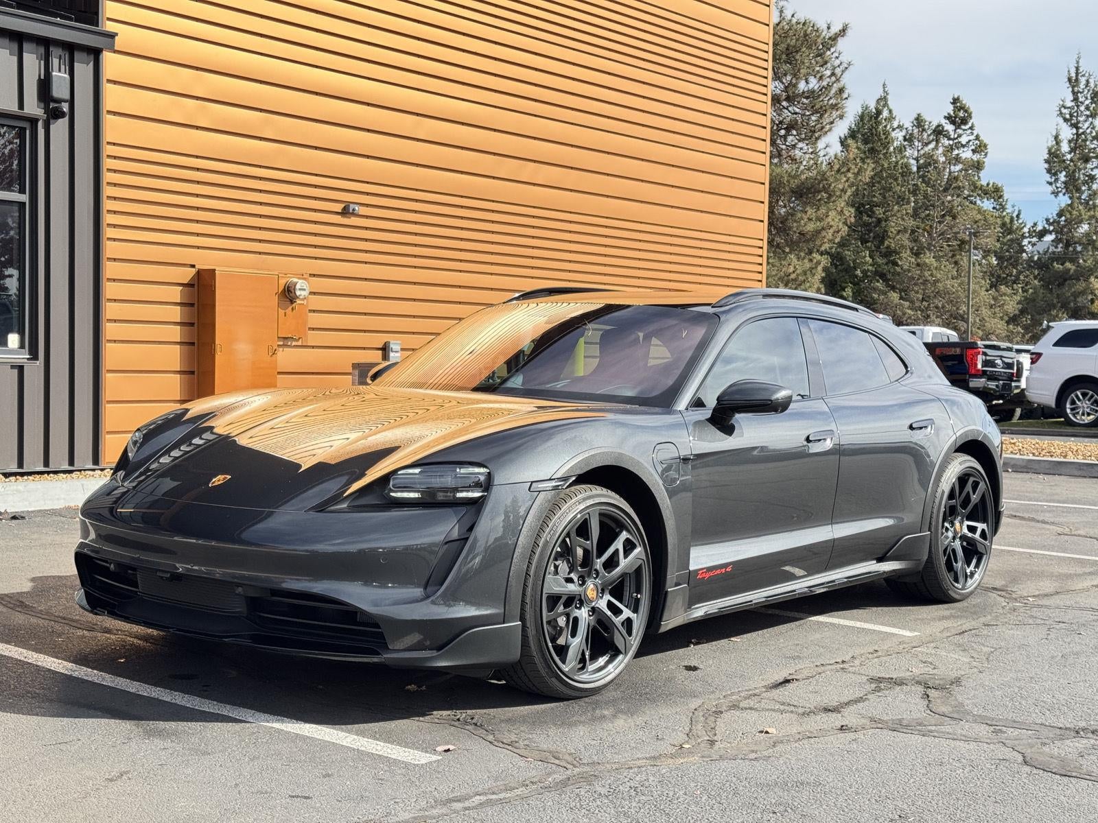 2022 Porsche Taycan 4