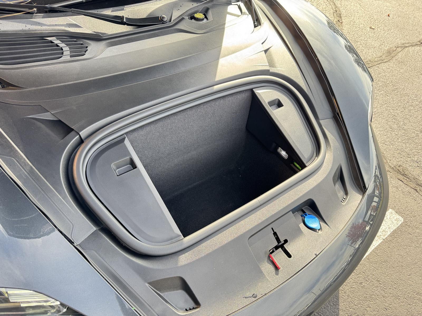 2022 Porsche Taycan 4 Bend OR | Auto Kings WP0BA2Y16NSA67988