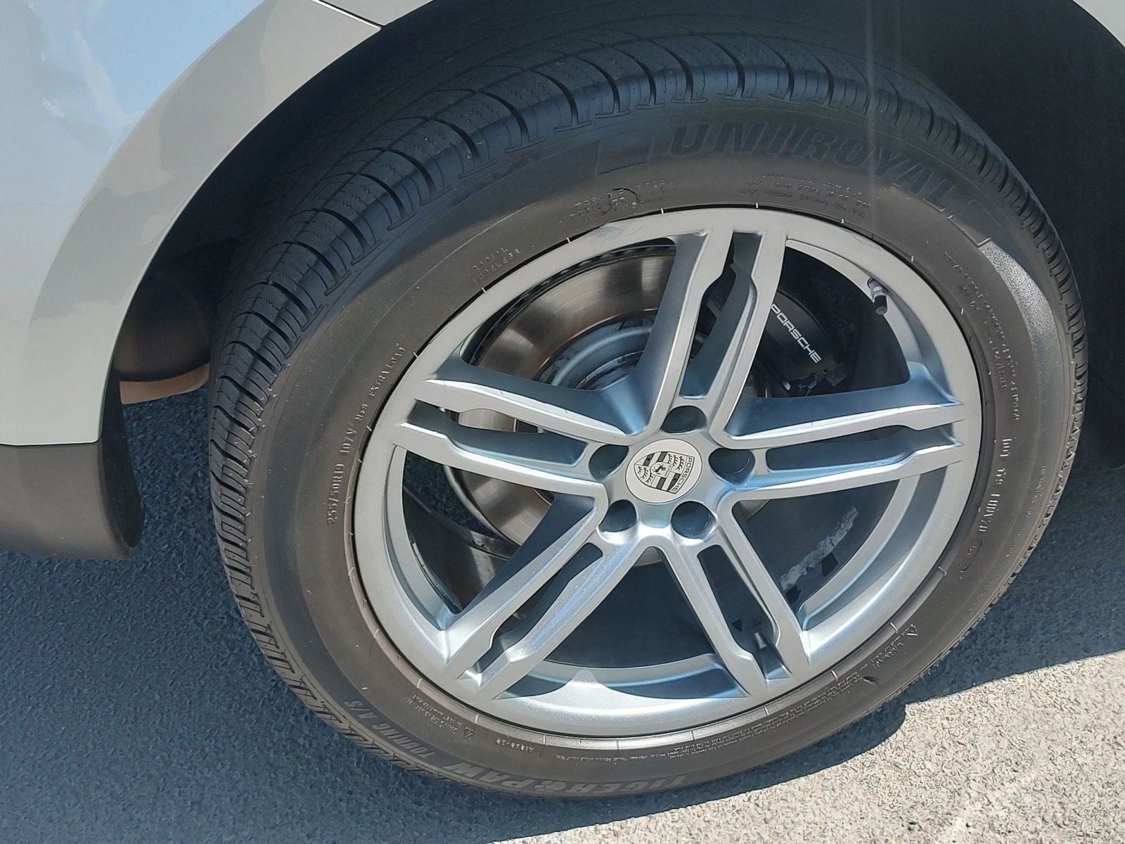 2019 Porsche Macan Base