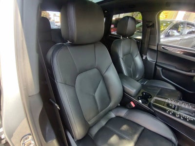 2019 Porsche Macan Base