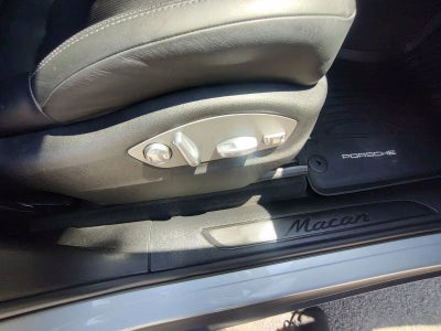 2019 Porsche Macan Base