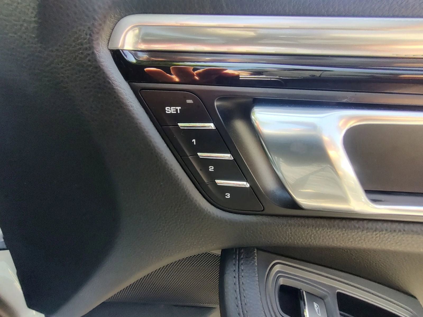 2019 Porsche Macan Base