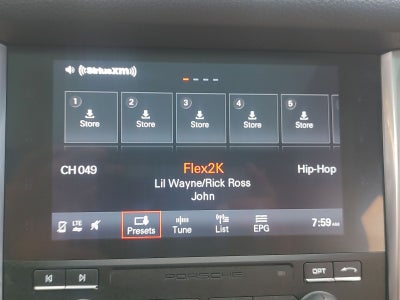 2018 Porsche Macan Sport Edition