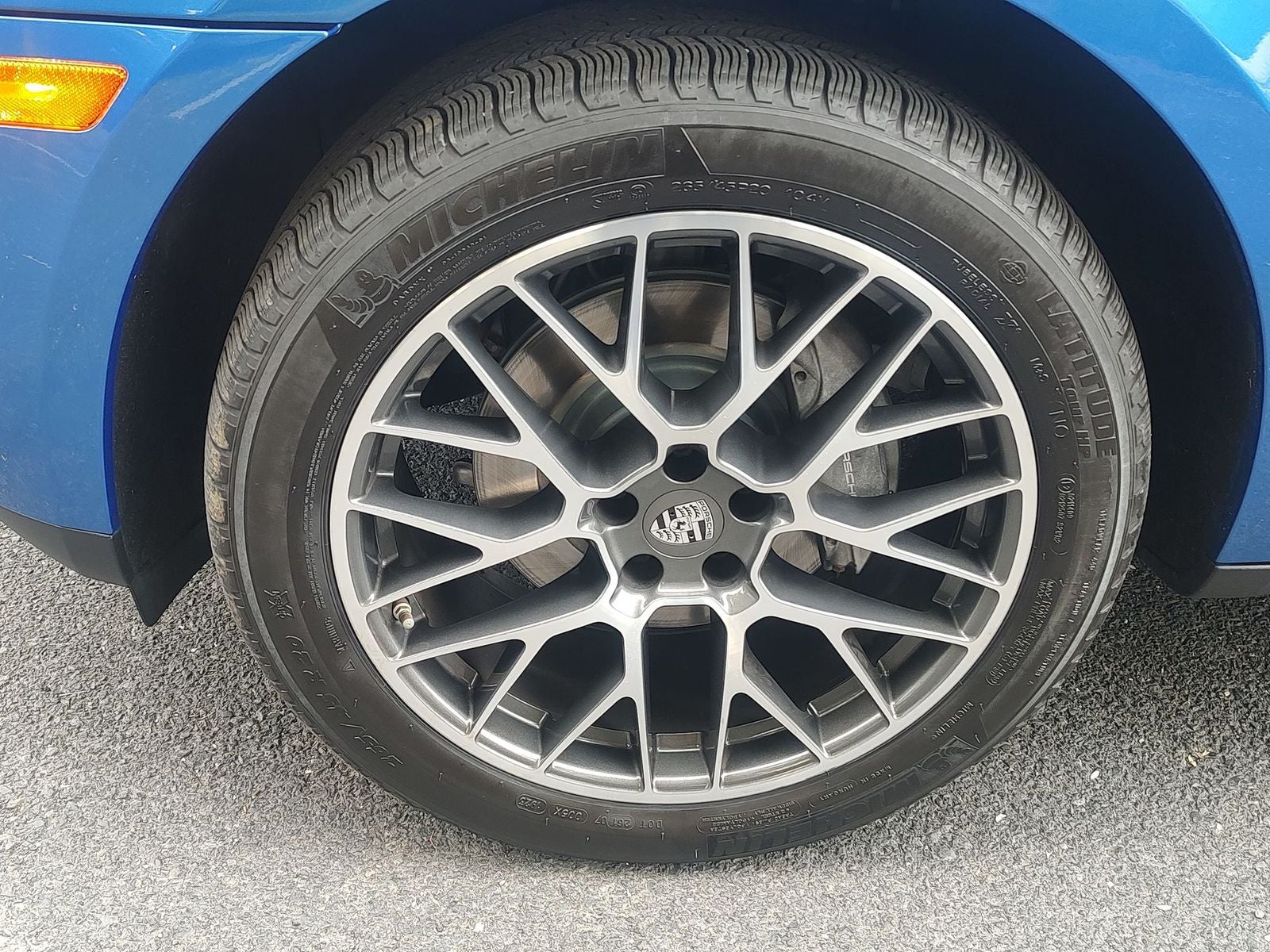 2018 Porsche Macan Sport Edition