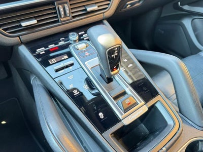 2019 Porsche Cayenne Sport Utility 4D