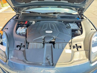 2019 Porsche Cayenne Sport Utility 4D