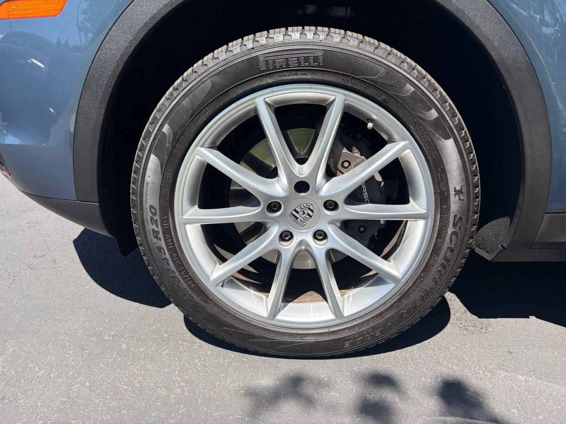 2019 Porsche Cayenne Sport Utility 4D