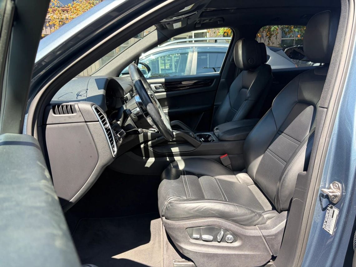2019 Porsche Cayenne Sport Utility 4D