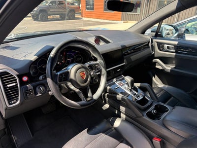 2019 Porsche Cayenne Sport Utility 4D