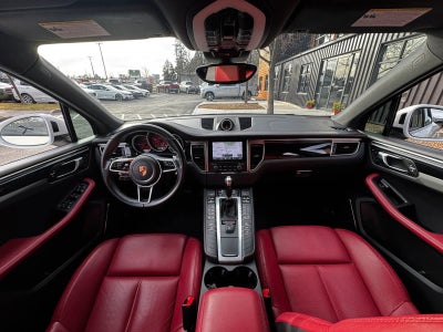 2018 Porsche Macan S