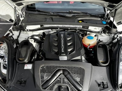 2018 Porsche Macan S