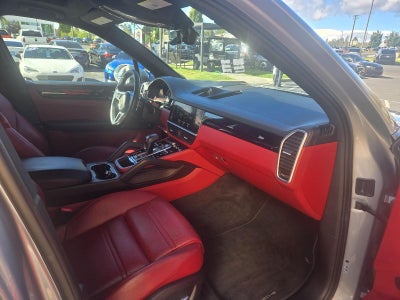2021 Porsche Cayenne S