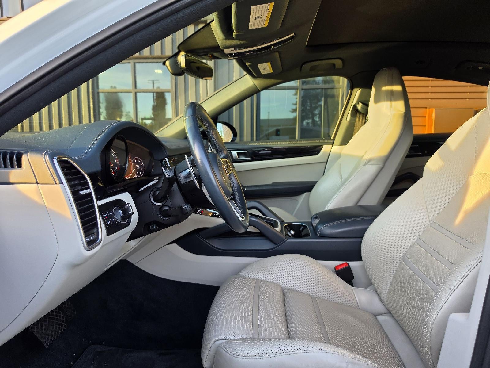 2022 Porsche Cayenne Sport Utility 4D