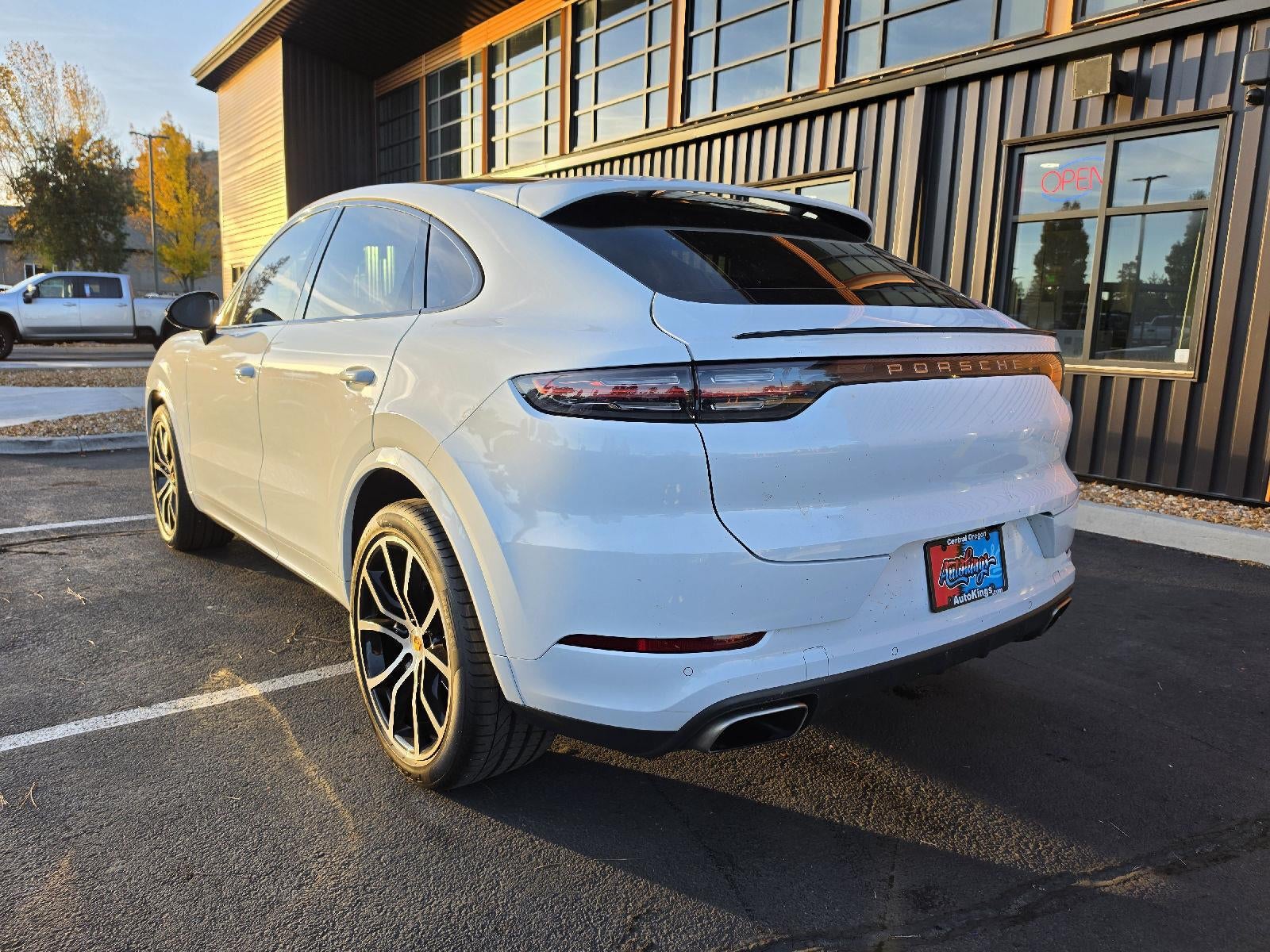 2022 Porsche Cayenne Sport Utility 4D