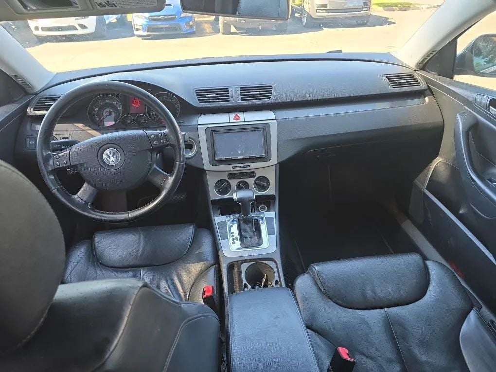 2006 Volkswagen Passat 2.0T Sedan 4D