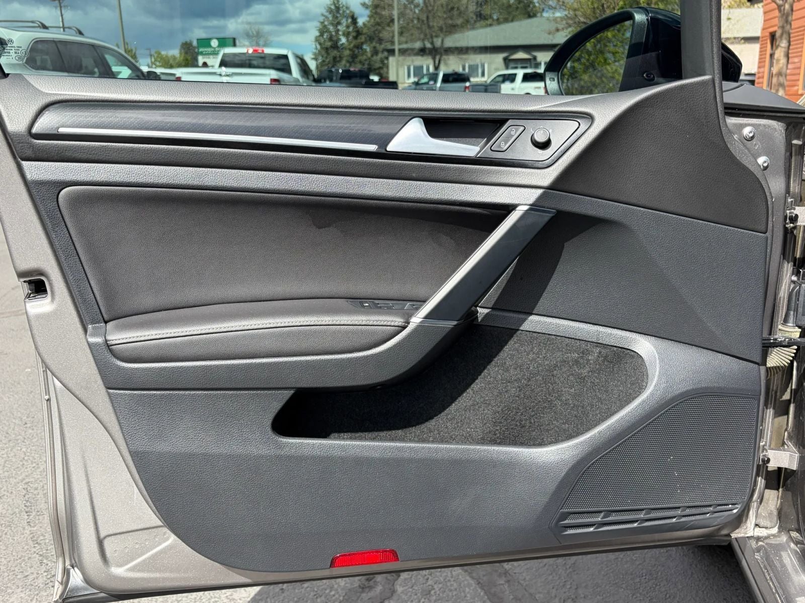 2016 Volkswagen Golf R DCC & Navigation 4Motion 4Motion
