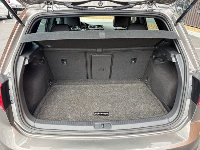 2016 Volkswagen Golf R DCC & Navigation 4Motion 4Motion