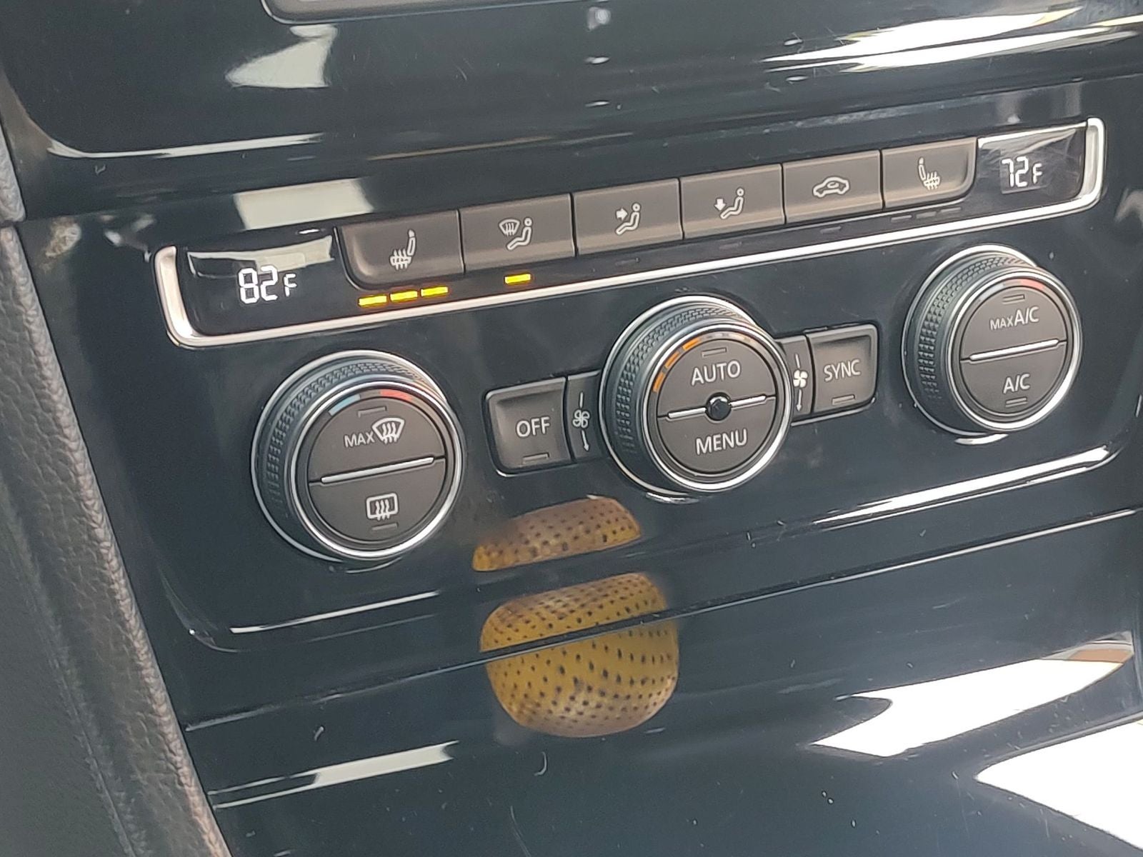 2016 Volkswagen Golf R DCC & Navigation 4Motion 4Motion