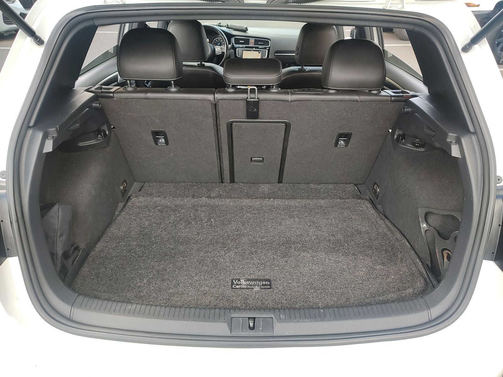 2016 Volkswagen Golf R DCC & Navigation 4Motion 4Motion