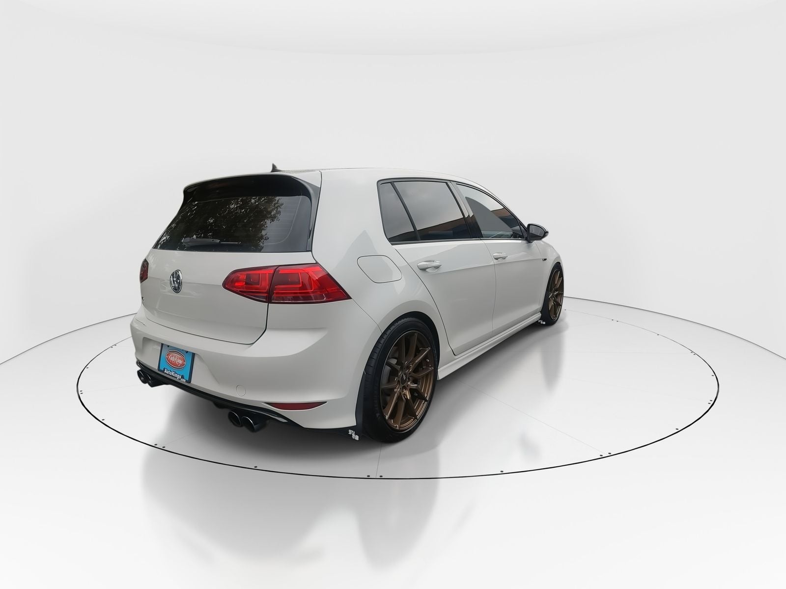 2016 Volkswagen Golf R DCC & Navigation 4Motion 4Motion