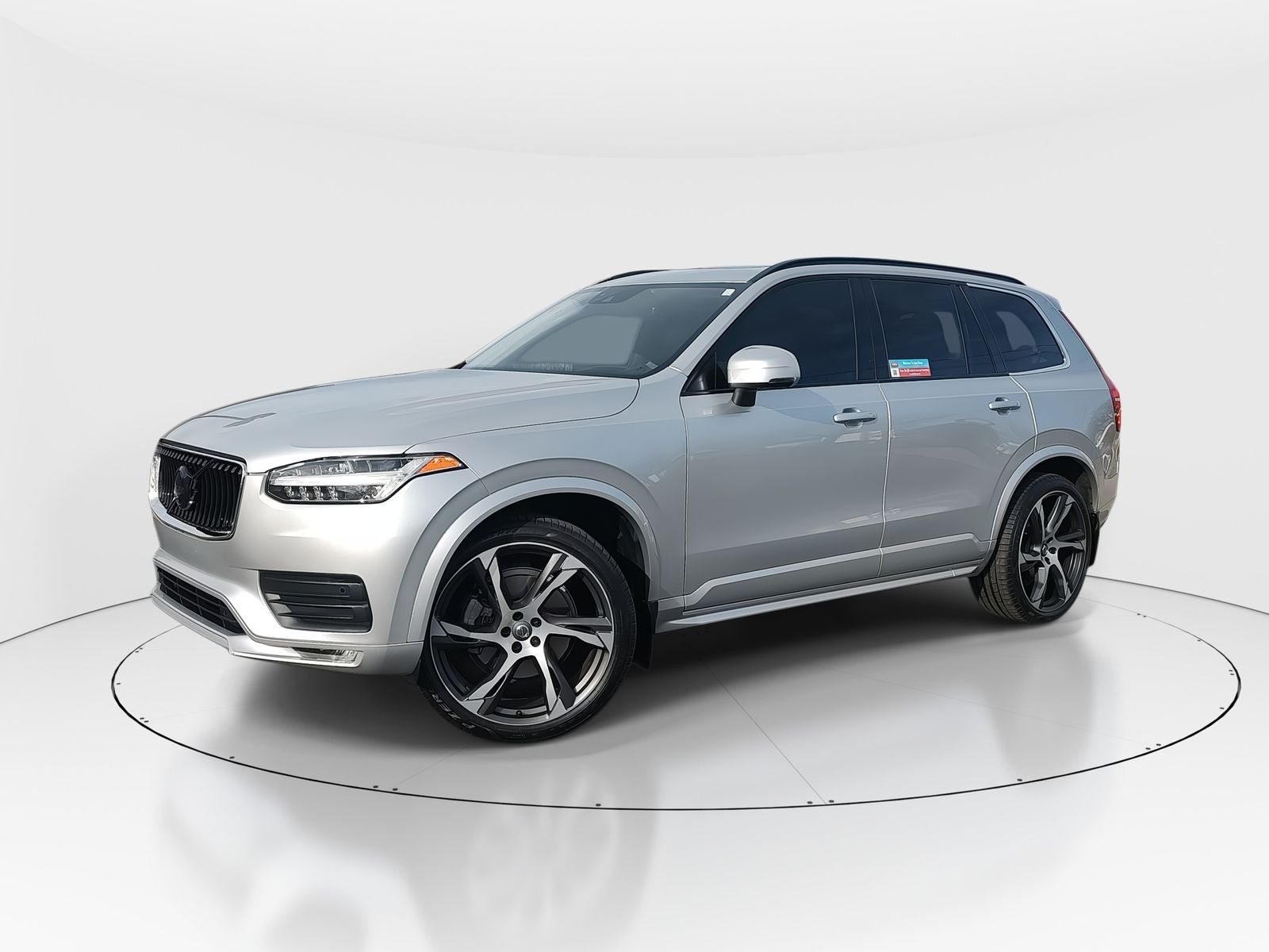 2022 Volvo XC90 T5 Momentum