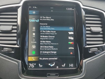 2022 Volvo XC90 T5 Momentum