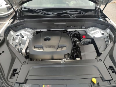 2022 Volvo XC90 T5 Momentum