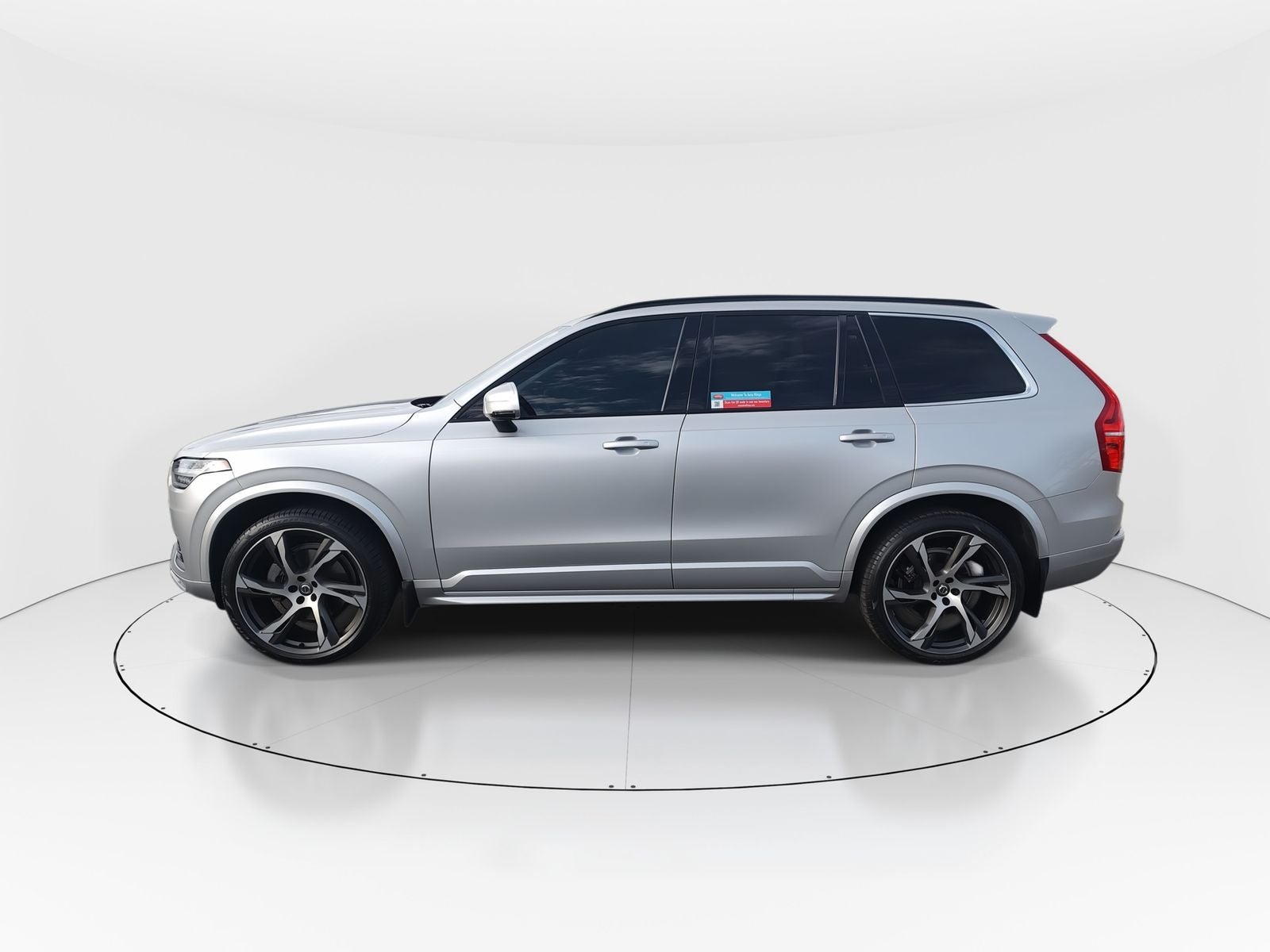 2022 Volvo XC90 T5 Momentum