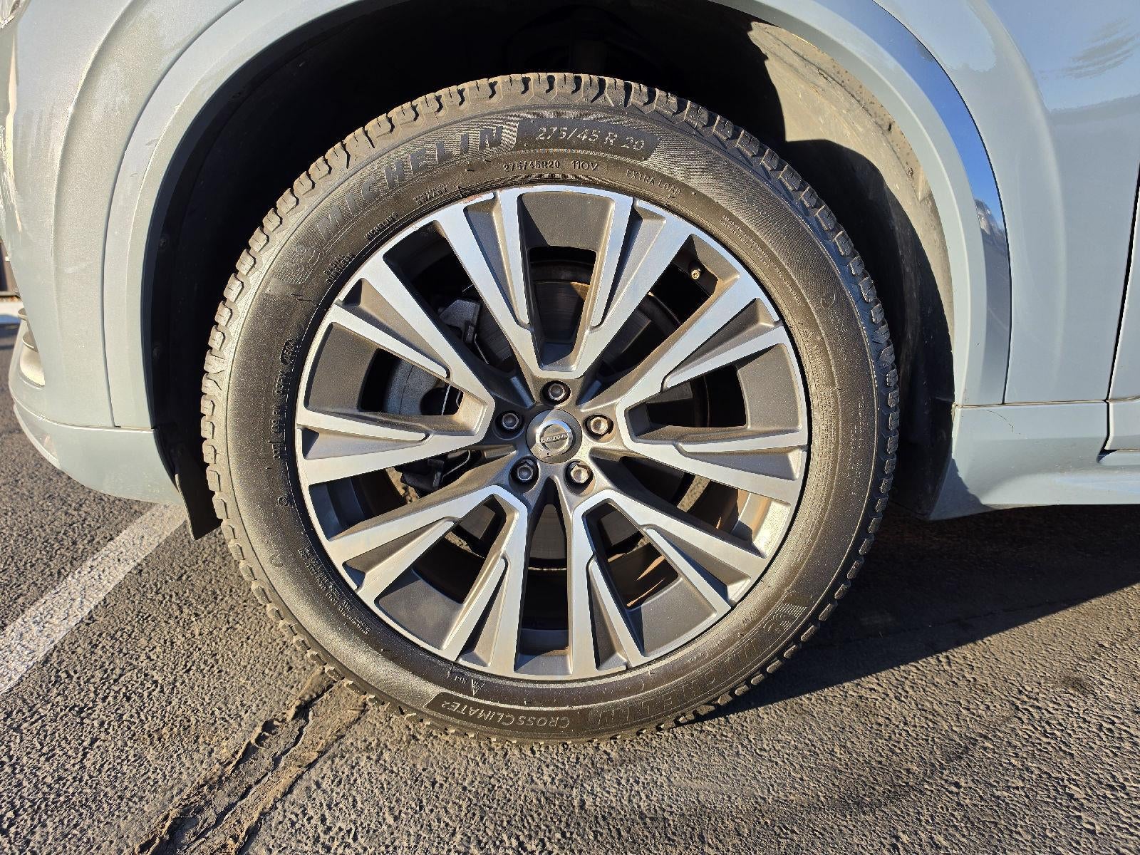 2020 Volvo XC90 Momentum