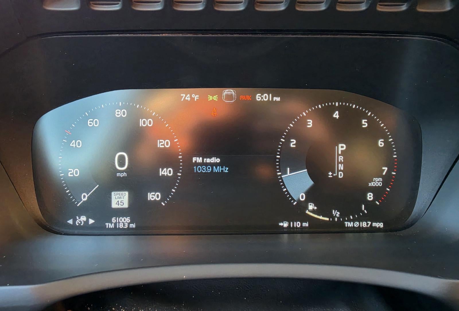 2020 Volvo XC90 Momentum