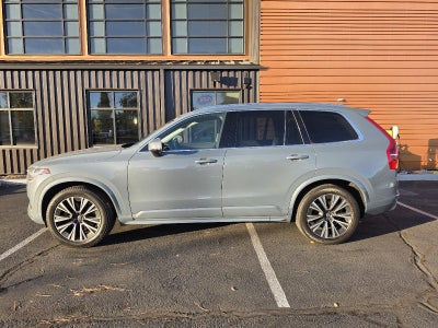 2020 Volvo XC90 Momentum