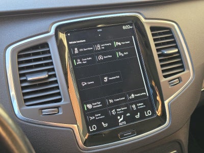 2020 Volvo XC90 Momentum