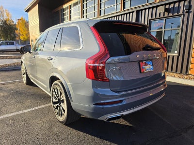 2020 Volvo XC90 Momentum