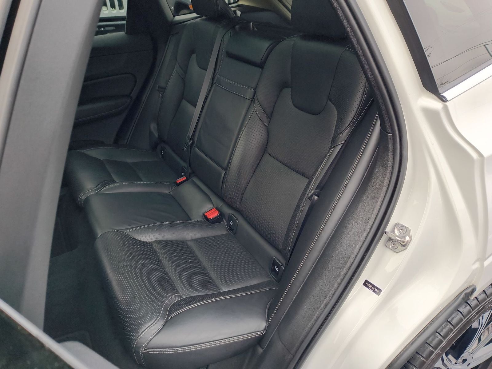 2021 Volvo XC60 T5 Inscription