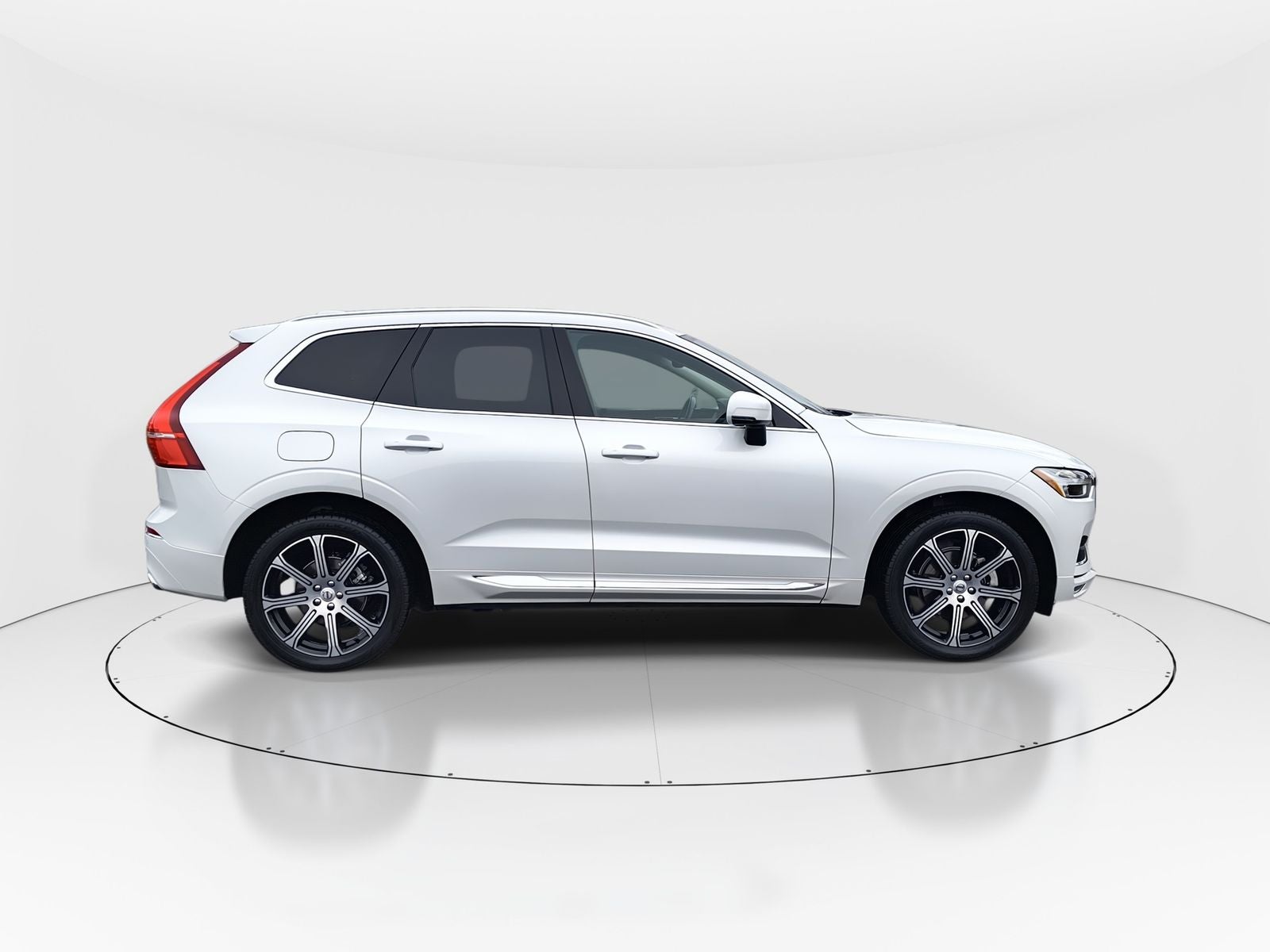 2021 Volvo XC60 T5 Inscription
