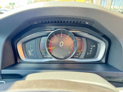2017 Volvo V60 Cross Country T5