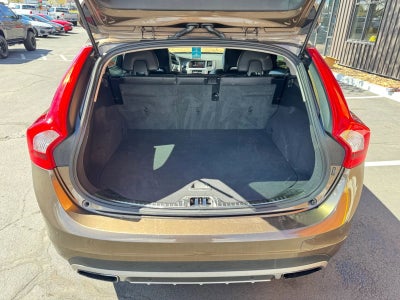 2017 Volvo V60 Cross Country T5