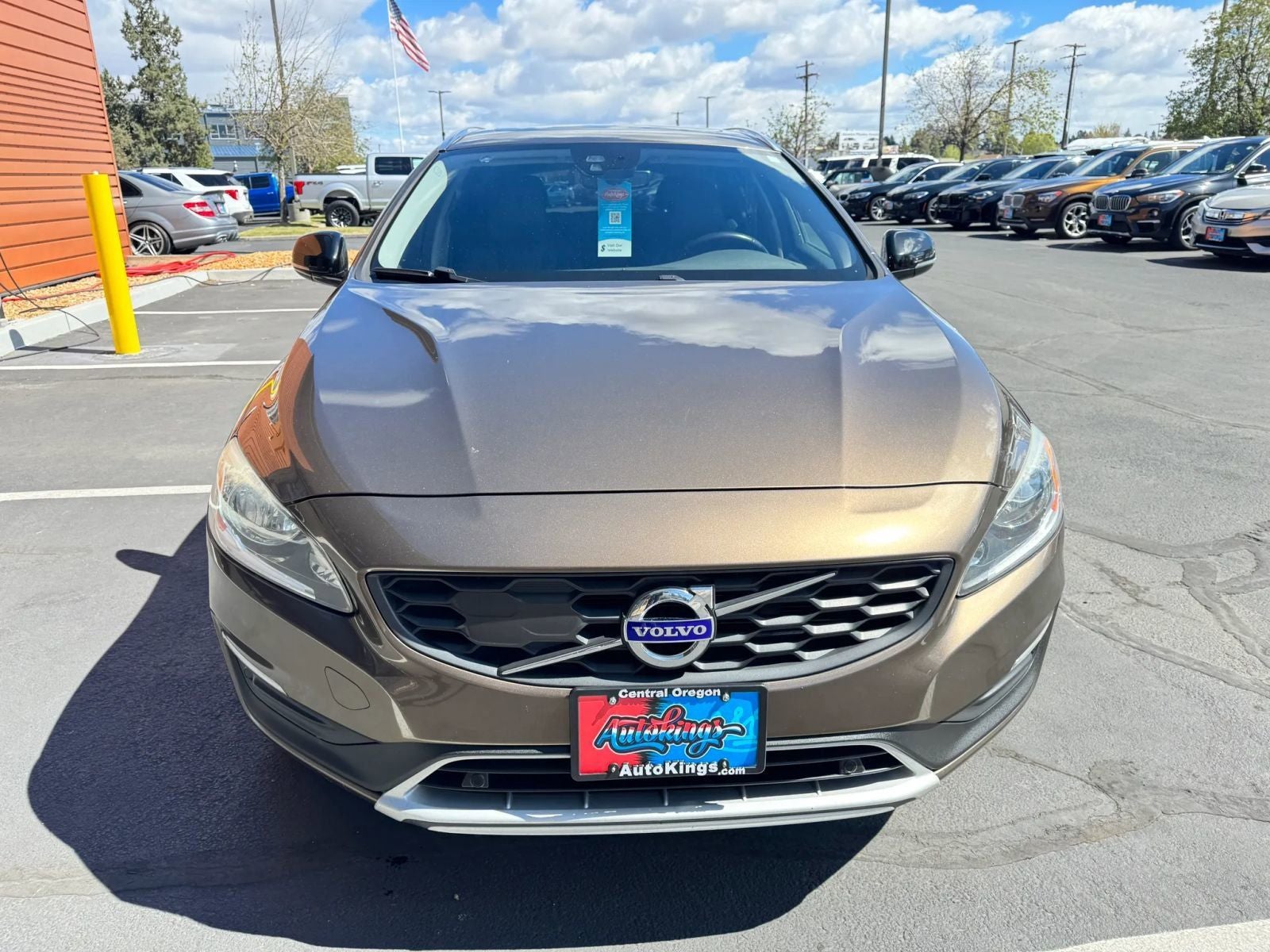 2017 Volvo V60 Cross Country T5