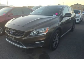 2017 Volvo V60 Cross Country T5