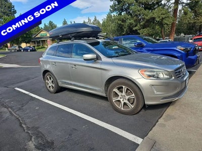 2015 Volvo XC60 T6 Platinum Sport Utility 4D (2015.5)