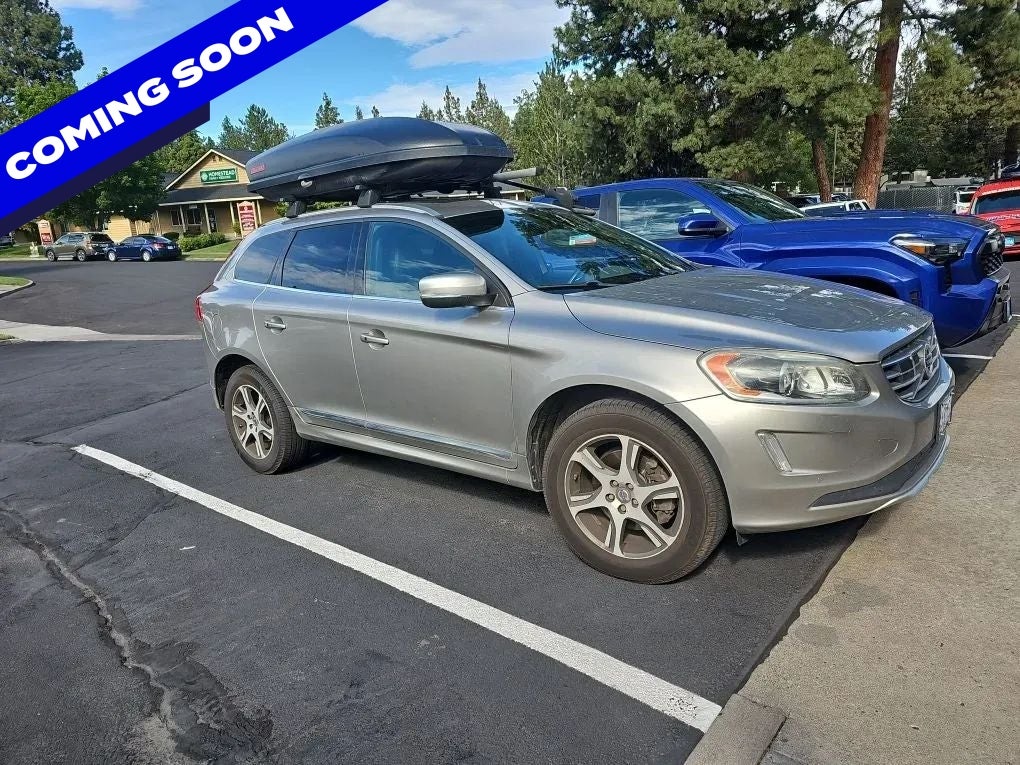 2015 Volvo XC60 T6 Platinum Sport Utility 4D (2015.5)