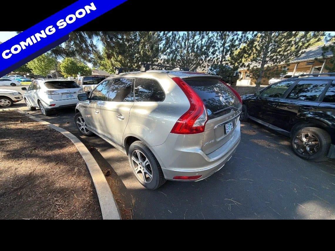 2015 Volvo Xc60 T6 Platinum Sport Utility 4D (2015.5)