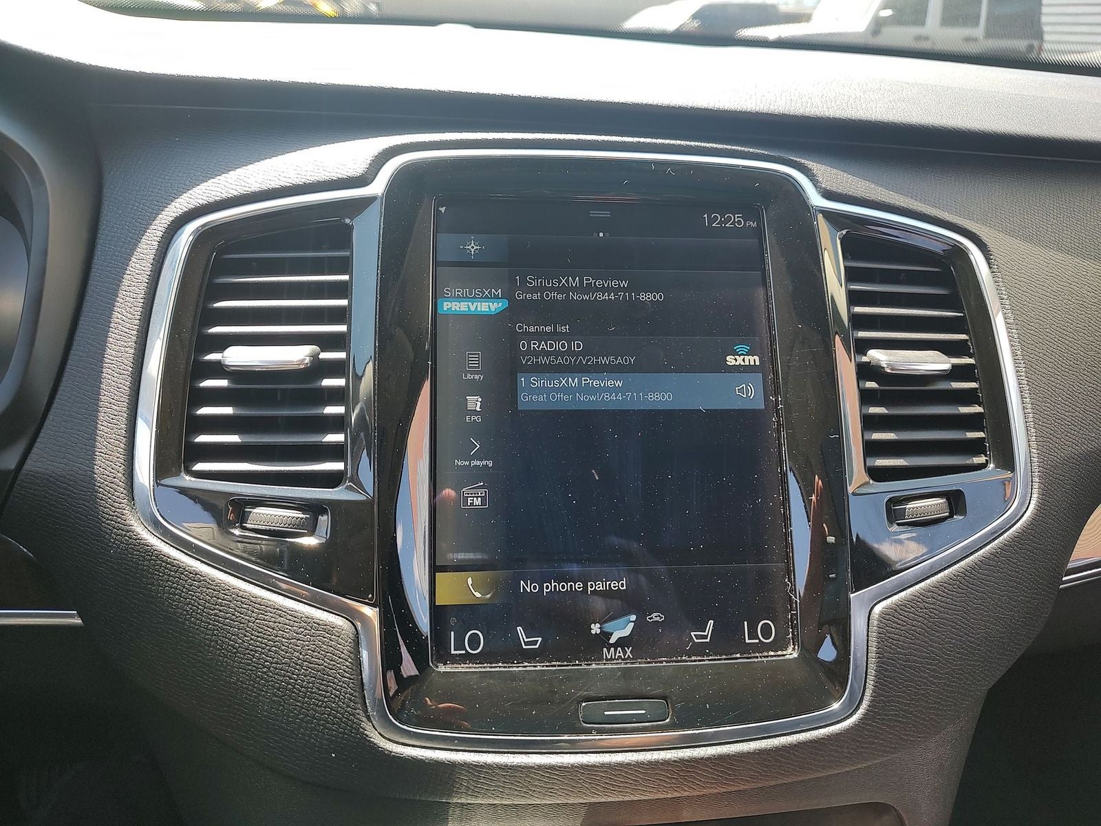 2017 Volvo XC90 T6 Momentum