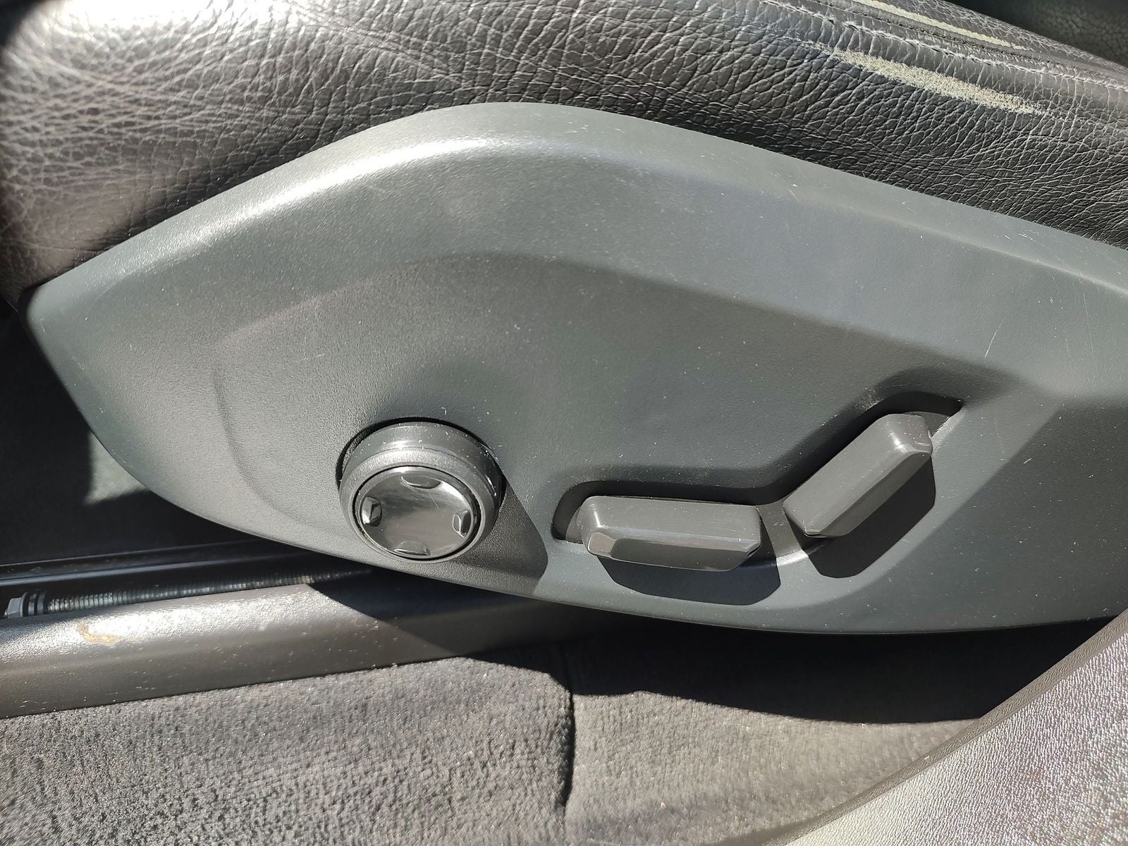 2017 Volvo XC90 T6 Momentum