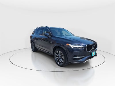 2017 Volvo XC90 T6 Momentum