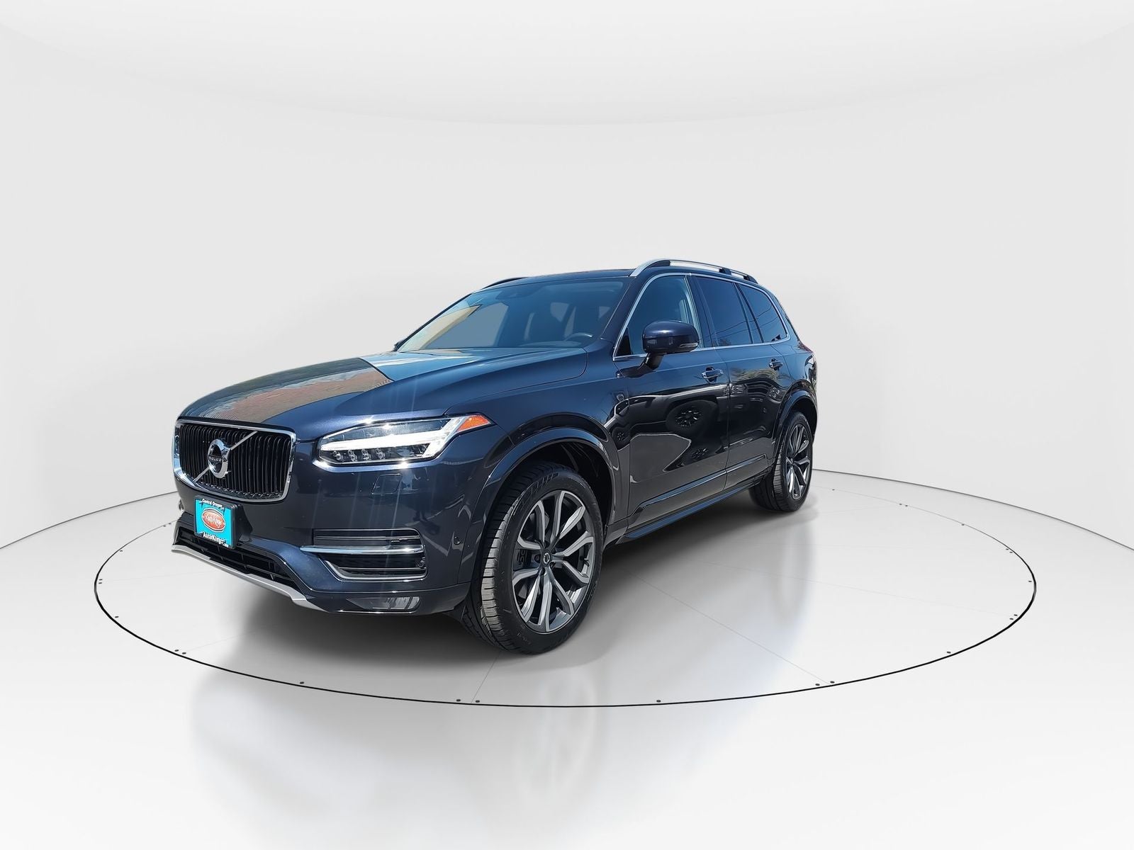2017 Volvo XC90 T6 Momentum