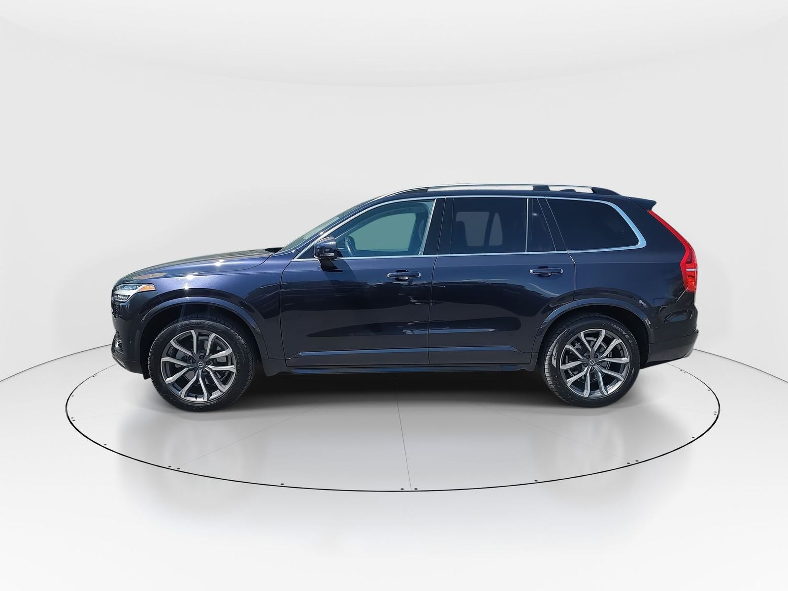 2017 Volvo XC90 T6 Momentum
