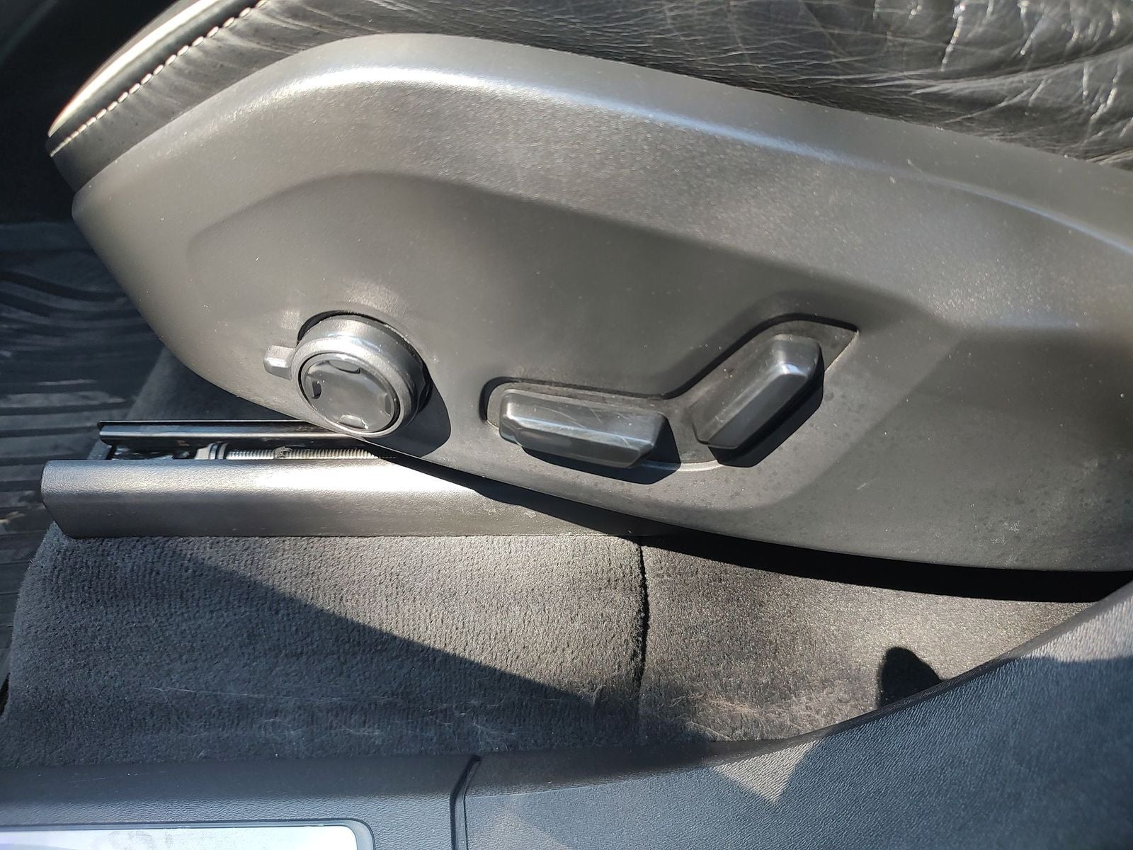 2019 Volvo XC90 T6 R-Design