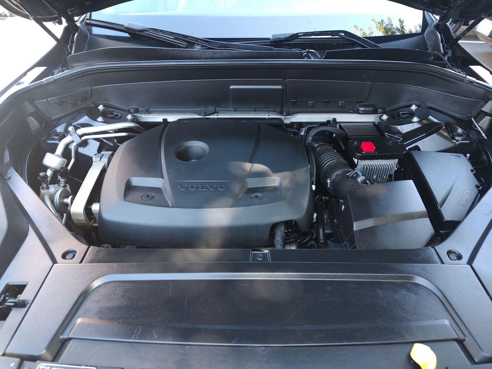 2019 Volvo XC90 T6 R-Design